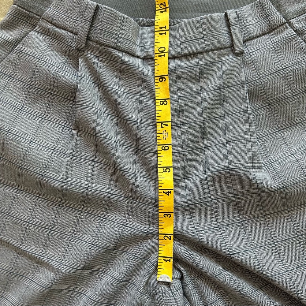 Uniqlo Grey High-Waist Glen Check Tapered Trousers - Picture 8 of 8